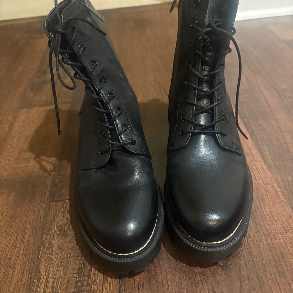 Sam Edelman Garrett  Luxury Leather lace up combat  boots. Brand new w tags